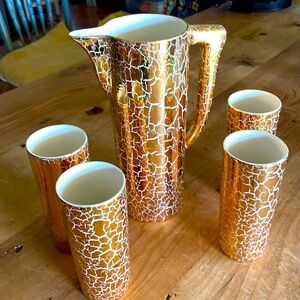 Exquisite Gold Ceramic Bar Set